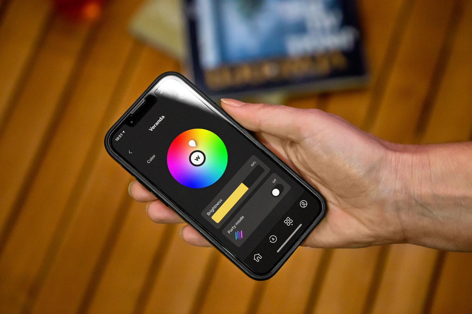 Draadloze verlichting: bediening via smartphone Draadloze verlichting: bediening via smartphone