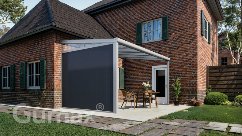 Aluminium Zijwand met antraciete panelen + glazen spie