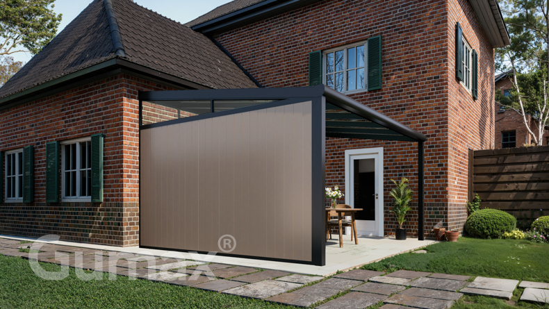 Aluminium Zijwand met grijsbeige panelen + glazen spie