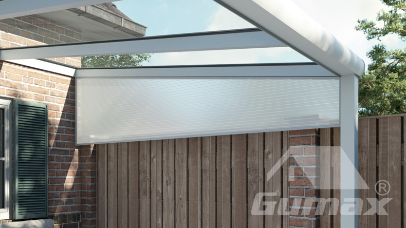 Spie op schutting opaal polycarbonaat
