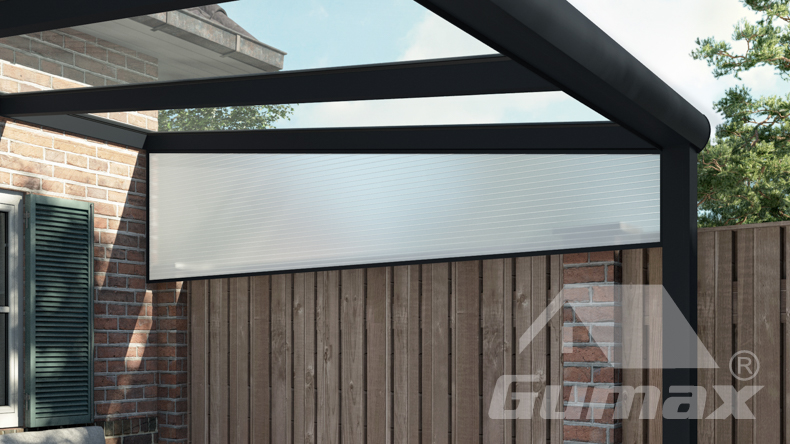 Spie op schutting opaal polycarbonaat
